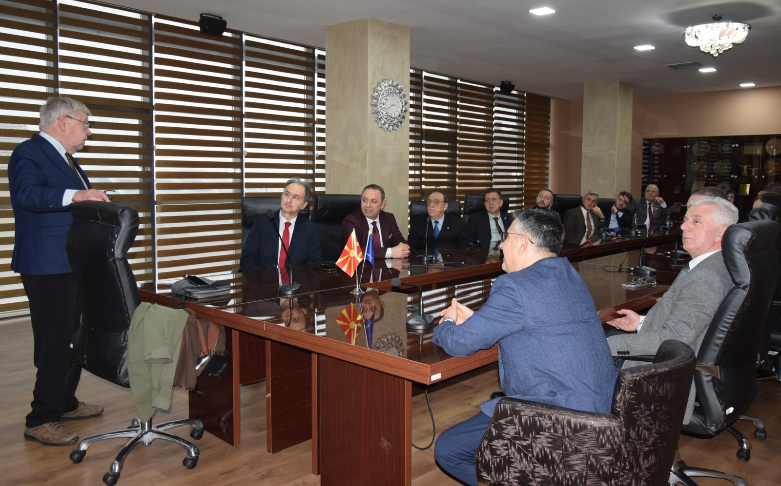 DÜNYACA ÜNLÜ YÜKSEK ÖĞRENİM KALİTE UZMANI DR. JUHANI ANTTILA VİZYON’DA KONFERANS VERDİ