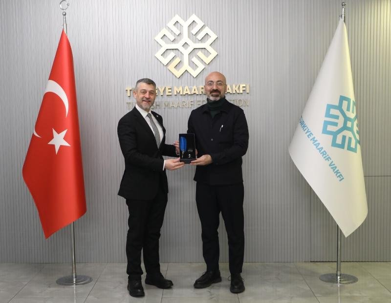 ULUSLARARASI VİZYON ÜNİVERSİTESİ REKTÖRÜ PROF. DR. AHMET VECDİ CAN'DAN TÜRKİYE MAARİF VAKFI BAŞKANI MAHMUT MUSTAFA ÖZDİL’E ZİYARET